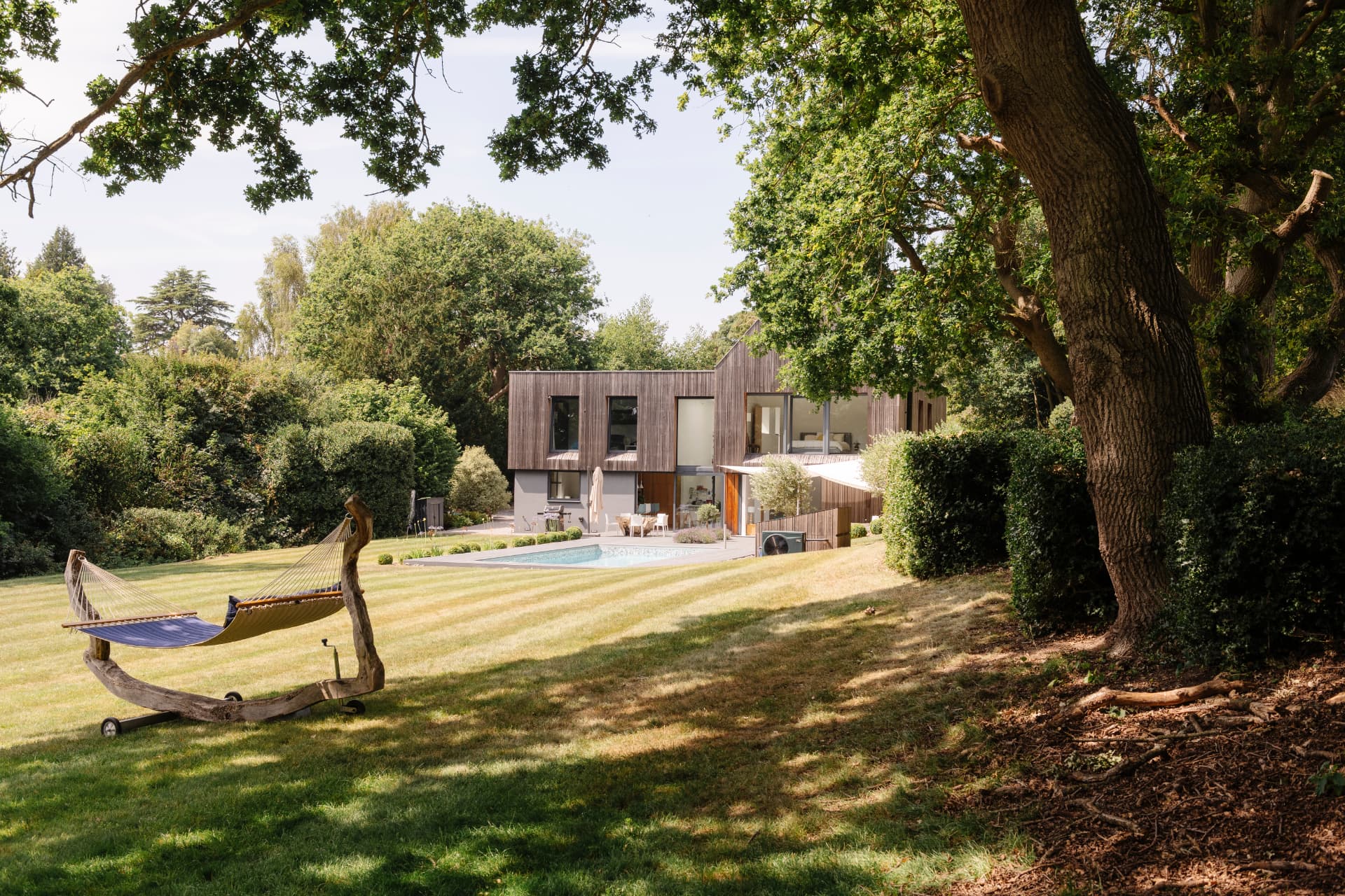 Thumbnail for the Photerior property film